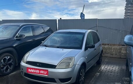 Ford Fiesta, 2005 год, 260 000 рублей, 4 фотография
