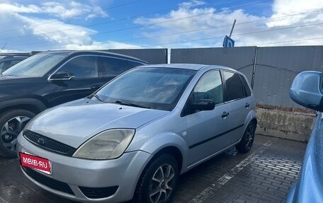 Ford Fiesta, 2005 год, 260 000 рублей, 2 фотография
