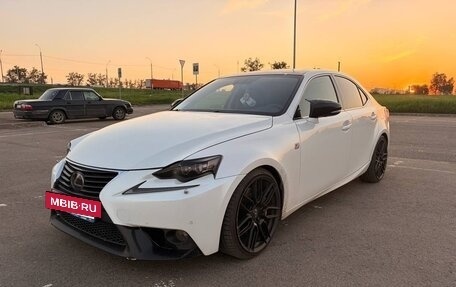Lexus IS III, 2013 год, 2 000 000 рублей, 2 фотография