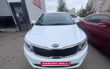 KIA Rio III рестайлинг, 2016 год, 1 200 000 рублей, 2 фотография