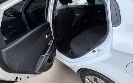 KIA Rio III рестайлинг, 2016 год, 1 200 000 рублей, 22 фотография