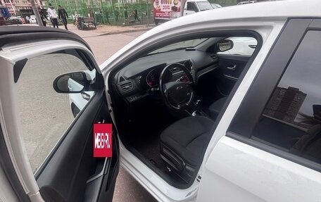 KIA Rio III рестайлинг, 2016 год, 1 200 000 рублей, 23 фотография