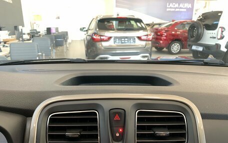 Renault Sandero II рестайлинг, 2014 год, 585 000 рублей, 21 фотография