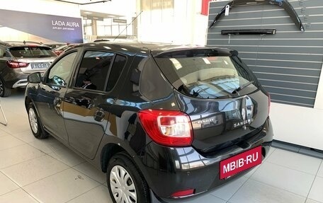 Renault Sandero II рестайлинг, 2014 год, 585 000 рублей, 9 фотография