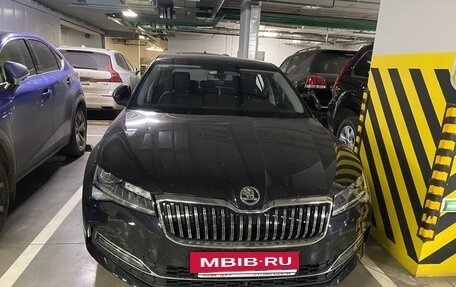 Skoda Superb III рестайлинг, 2025 год, 3 300 000 рублей, 2 фотография