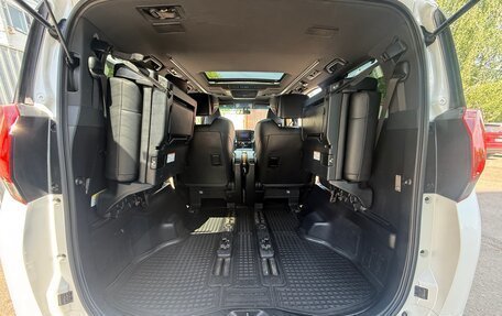 Toyota Alphard III, 2017 год, 3 550 000 рублей, 9 фотография