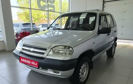Chevrolet Niva I рестайлинг, 2005 год, 299 000 рублей, 1 фотография