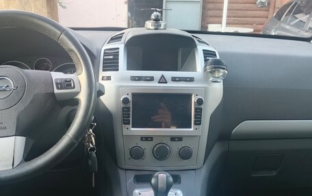Opel Zafira B, 2012 год, 650 000 рублей, 8 фотография