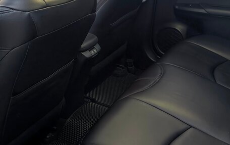 Toyota Prius IV XW50, 2020 год, 3 050 000 рублей, 18 фотография