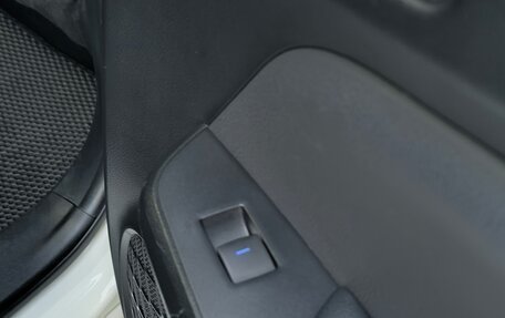 Toyota Prius IV XW50, 2020 год, 3 050 000 рублей, 32 фотография