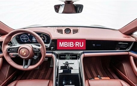 Porsche Panamera, 2025 год, 22 000 000 рублей, 8 фотография