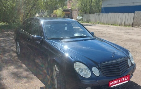 Mercedes-Benz E-Класс, 2002 год, 680 000 рублей, 2 фотография