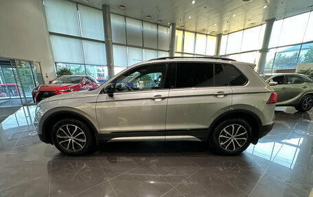 Volkswagen Tiguan II, 2019 год, 2 150 000 рублей, 8 фотография