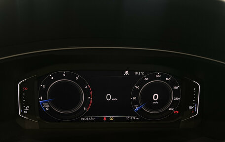 Volkswagen Tiguan II, 2019 год, 2 150 000 рублей, 13 фотография