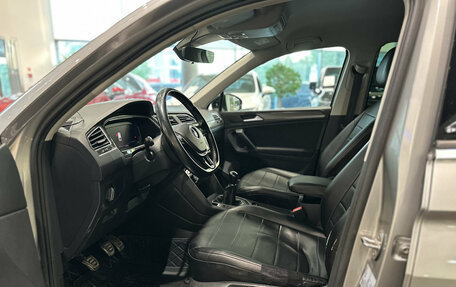 Volkswagen Tiguan II, 2019 год, 2 150 000 рублей, 16 фотография