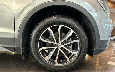 Volkswagen Tiguan II, 2019 год, 2 150 000 рублей, 18 фотография