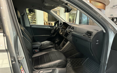 Volkswagen Tiguan II, 2019 год, 2 150 000 рублей, 11 фотография