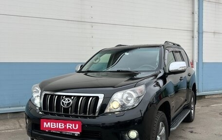 Toyota Land Cruiser Prado 150 рестайлинг 2, 2009 год, 2 350 000 рублей, 8 фотография