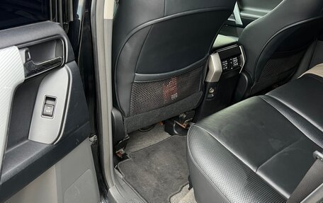 Toyota Land Cruiser Prado 150 рестайлинг 2, 2009 год, 2 350 000 рублей, 14 фотография