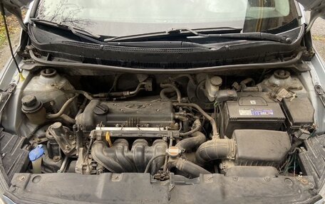 Hyundai Solaris II рестайлинг, 2011 год, 650 000 рублей, 17 фотография
