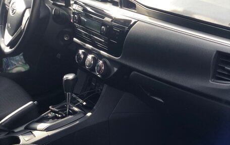 Toyota Corolla, 2015 год, 1 700 000 рублей, 9 фотография