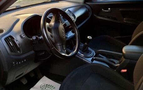 KIA Sportage III, 2010 год, 950 000 рублей, 13 фотография