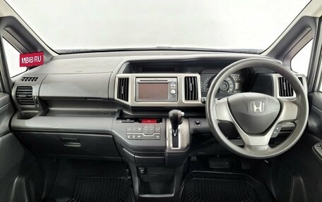Honda Stepwgn IV, 2012 год, 1 390 000 рублей, 5 фотография