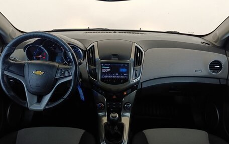 Chevrolet Cruze II, 2013 год, 755 000 рублей, 10 фотография