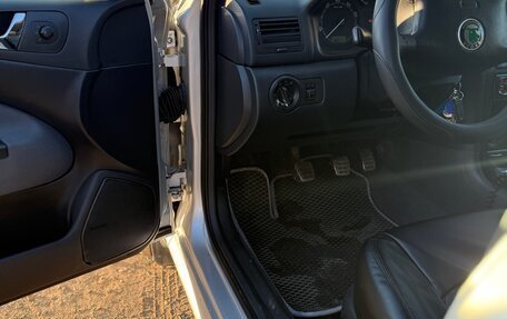 Skoda Octavia IV, 2001 год, 650 000 рублей, 31 фотография