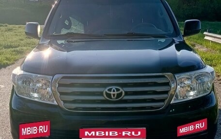 Toyota Land Cruiser 200, 2008 год, 2 390 000 рублей, 2 фотография