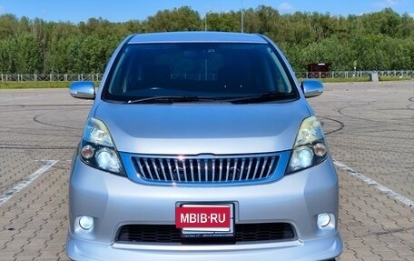 Toyota ISis I, 2012 год, 1 400 000 рублей, 2 фотография