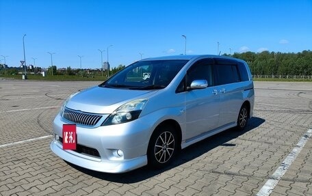 Toyota ISis I, 2012 год, 1 400 000 рублей, 8 фотография
