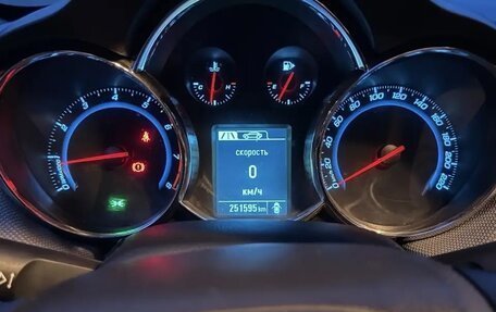 Chevrolet Cruze II, 2013 год, 730 000 рублей, 19 фотография