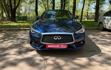 Infiniti Q60 II, 2018 год, 3 250 000 рублей, 2 фотография