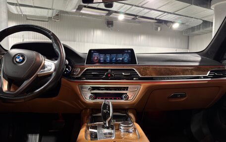BMW 7 серия, 2016 год, 3 750 000 рублей, 12 фотография