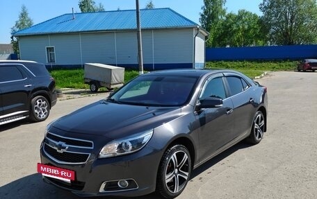 Chevrolet Malibu VIII, 2012 год, 900 000 рублей, 3 фотография