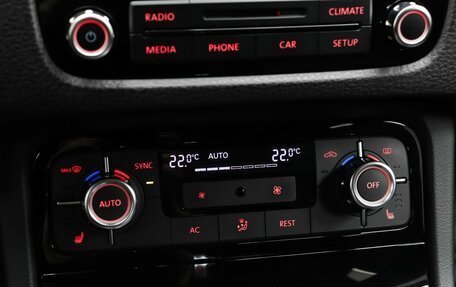 Volkswagen Touareg III, 2012 год, 2 769 000 рублей, 15 фотография