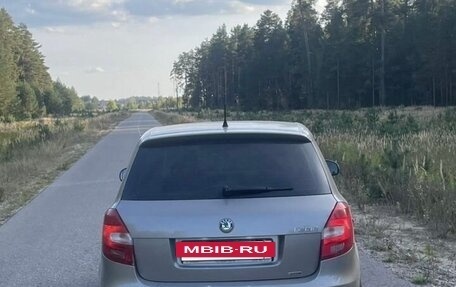 Skoda Fabia II, 2011 год, 450 000 рублей, 6 фотография