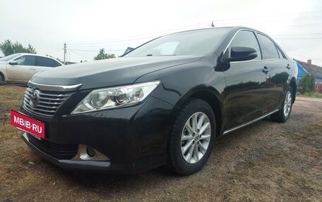 Toyota Camry, 2012 год, 1 670 000 рублей, 3 фотография