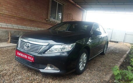 Toyota Camry, 2012 год, 1 670 000 рублей, 5 фотография