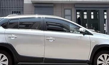 Toyota Yaris XP150 рестайлинг, 2023 год, 1 898 034 рублей, 5 фотография
