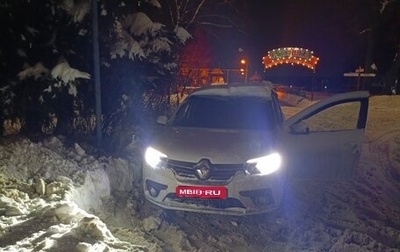 Renault Logan II, 2018 год, 550 000 рублей, 1 фотография