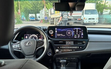 Lexus ES VII, 2021 год, 4 400 000 рублей, 10 фотография