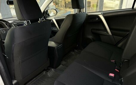 Toyota RAV4, 2013 год, 1 790 000 рублей, 10 фотография