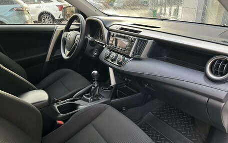 Toyota RAV4, 2013 год, 1 790 000 рублей, 14 фотография