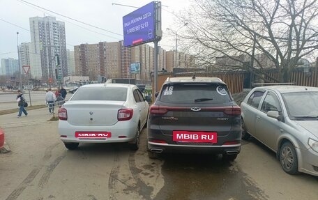 Renault Logan II, 2018 год, 550 000 рублей, 3 фотография
