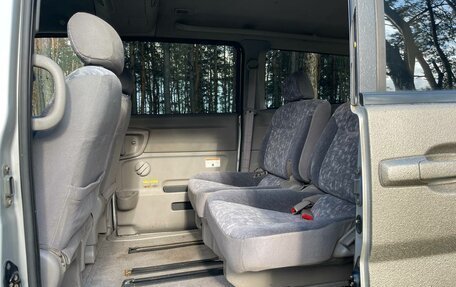 Nissan Serena II, 2000 год, 523 000 рублей, 15 фотография