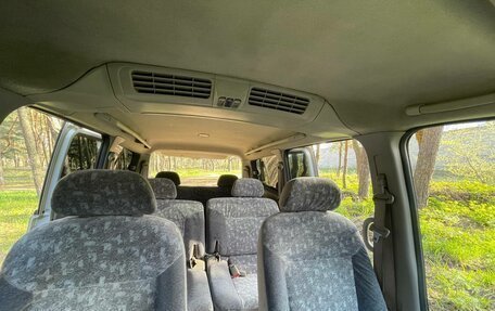 Nissan Serena II, 2000 год, 523 000 рублей, 18 фотография