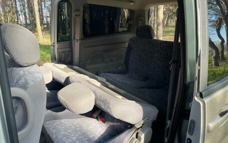 Nissan Serena II, 2000 год, 523 000 рублей, 17 фотография
