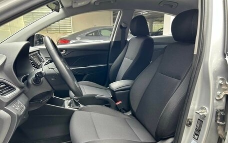 Hyundai Solaris II рестайлинг, 2017 год, 1 357 000 рублей, 8 фотография